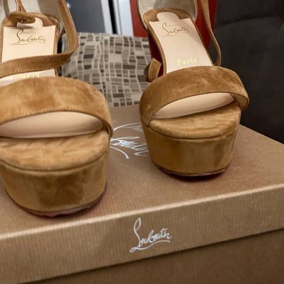 LOUBI BEE  ALTA 130 VEAU VELOURS - Picture 2 of 10